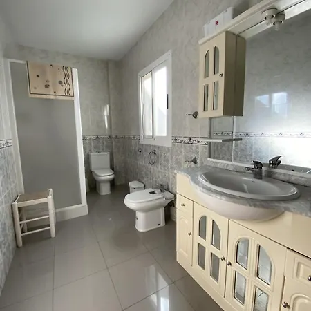 Villa Caniles 招待所 Caniles
